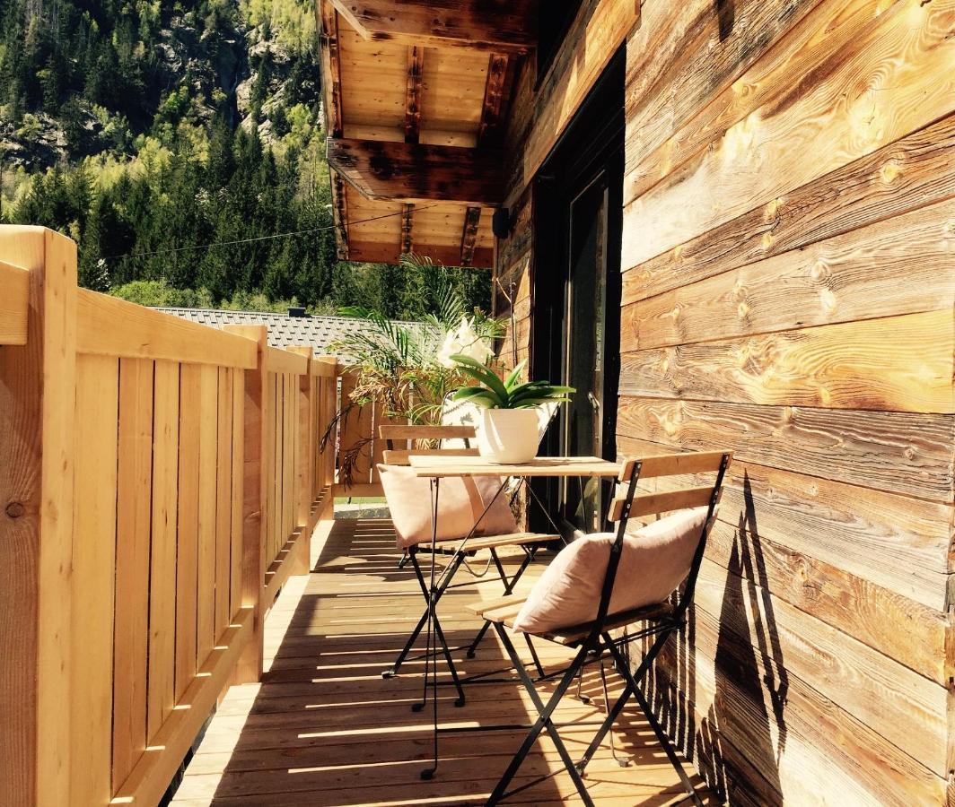 Chalet Le Petit Nicolas, Jacuzzi, Vue Mont Blanc Chamonix Dış mekan fotoğraf