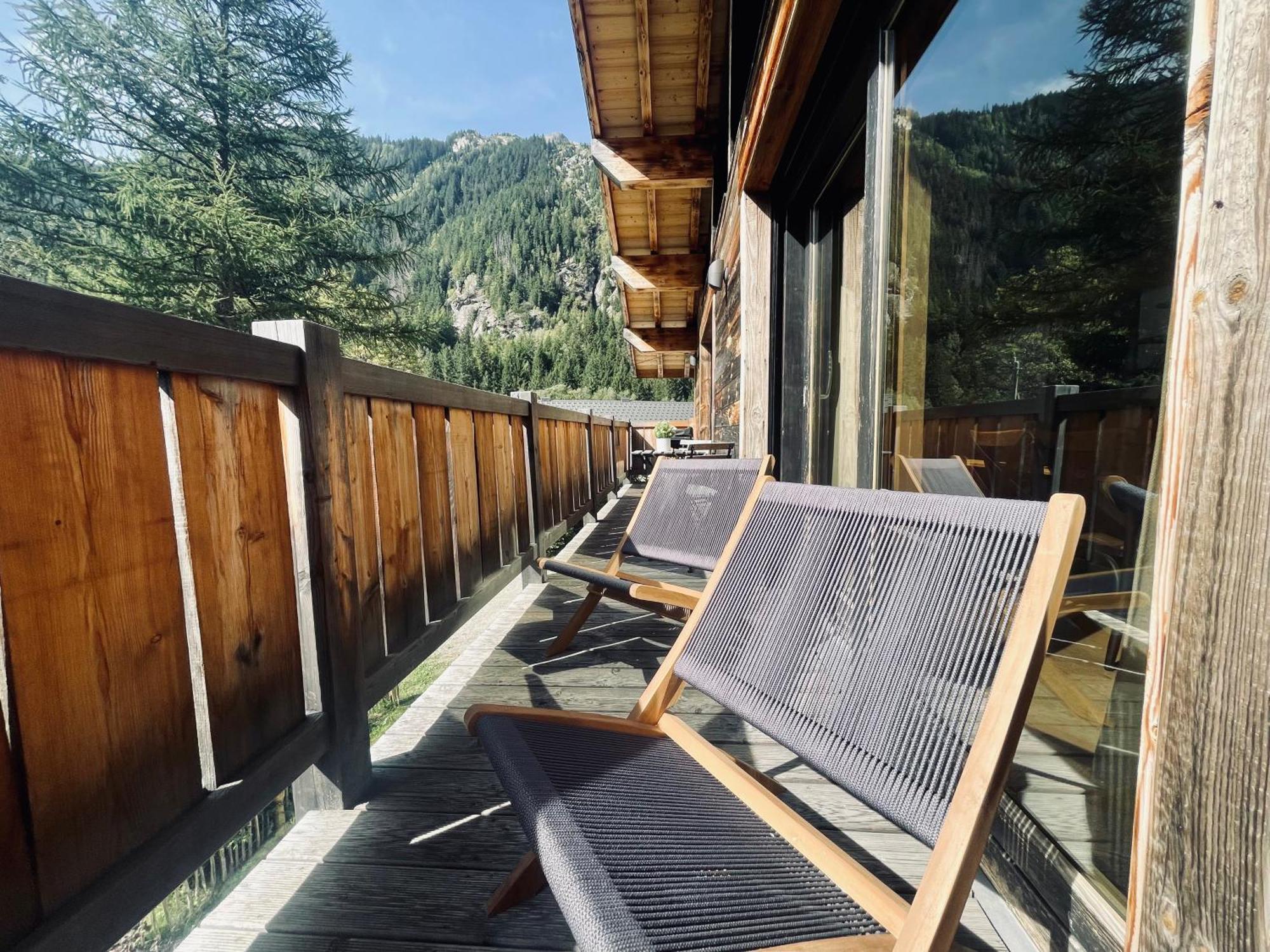 Chalet Le Petit Nicolas, Jacuzzi, Vue Mont Blanc Chamonix Dış mekan fotoğraf